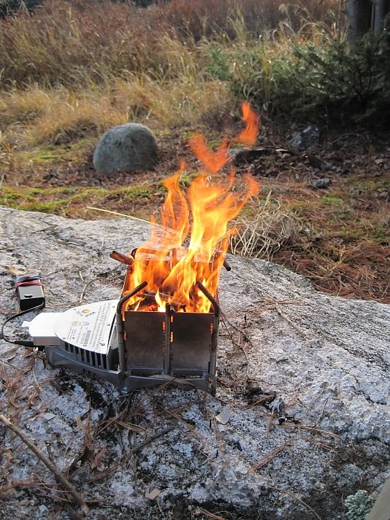 SolHuma VitalGrill Survival Stove - Image 4